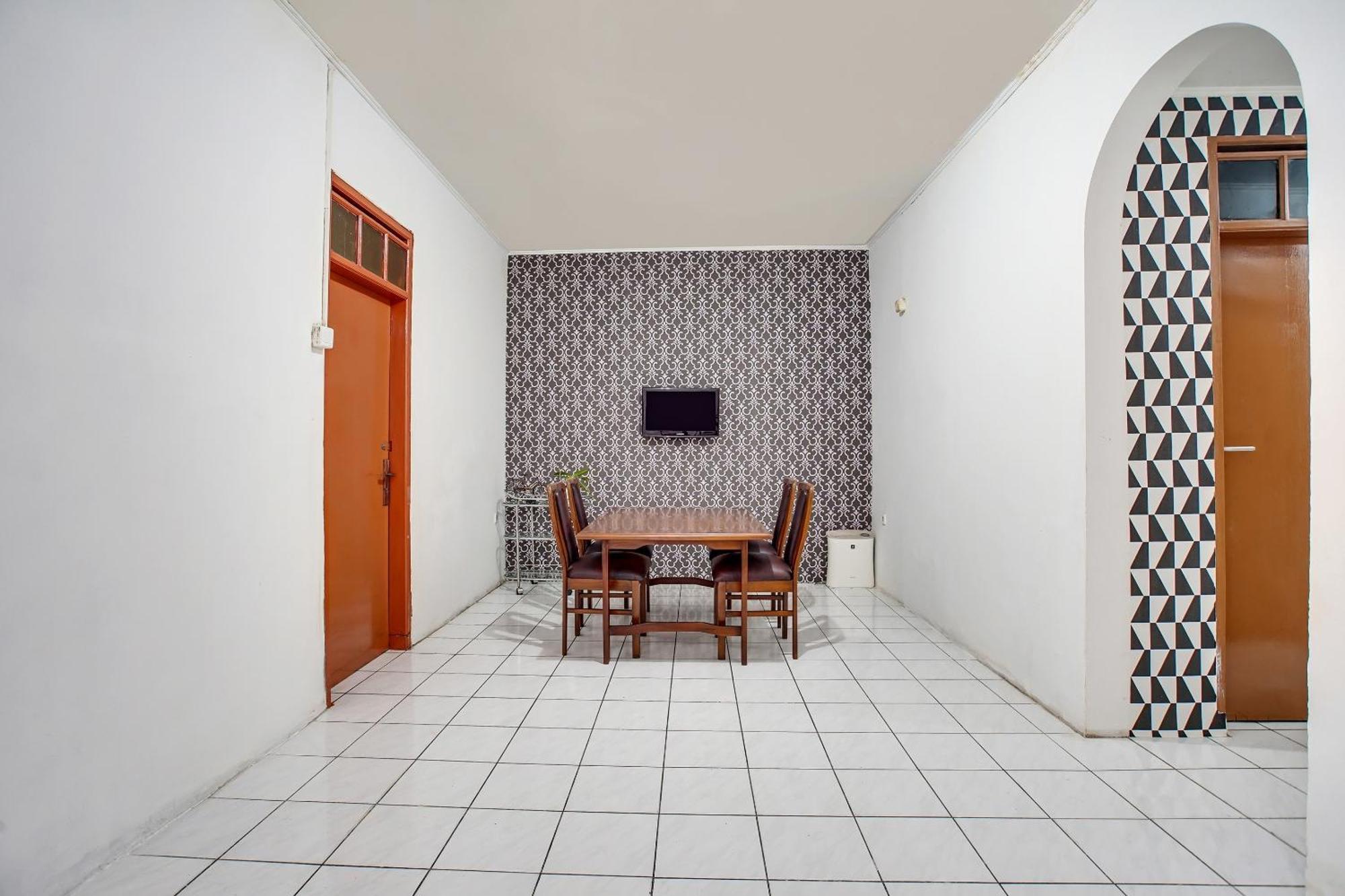Spot On 91117 Sriwijaya Residence Syariah Bandung Exterior photo